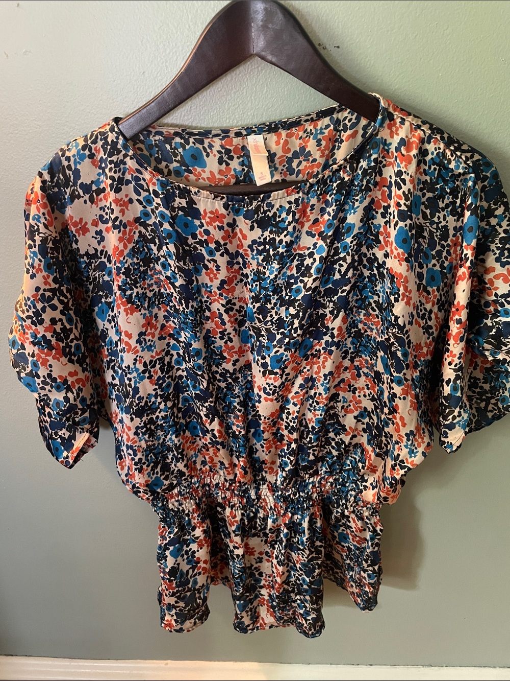 Xhilaration Floral Smocked Waist Blouse in Cream, Blue & Coral